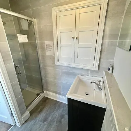 Apartment Stylish Flat With Lake And Fell Views *